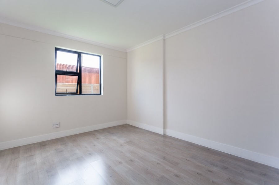 2 Bedroom Property for Sale in Zonnebloem Western Cape